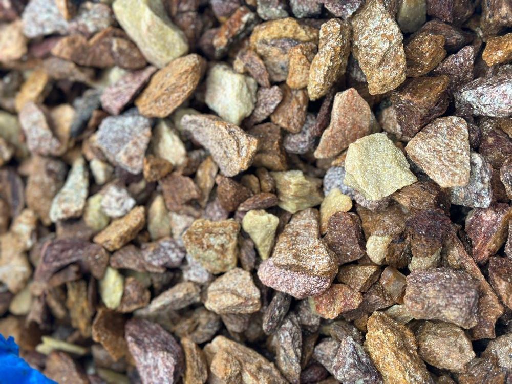 Златолит персиковый декоративная каменная крошка купить в Кыштыме