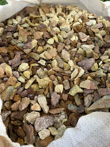 Златолит персиковый декоративная каменная крошка купить в Кыштыме