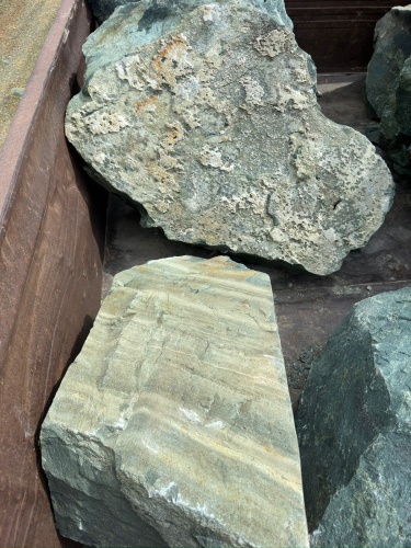 Ландшафтные глыбы зелёные 200-500 килограмм купить в Кыштыме