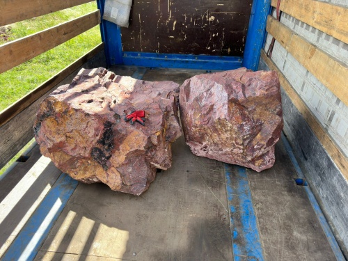 Ландшафтные глыбы красно-фиолетовые 200-1000 килограмм купить в Кыштыме