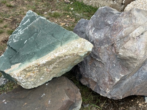 Камни для ландшафтного дизайна зелёные 10-60 килограмм купить в Кыштыме