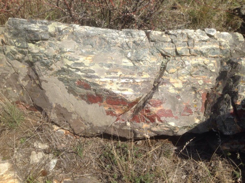 Гигантские зелёные валуны для ландшафтного дизайна весом более 5 тонн купить в Кыштыме