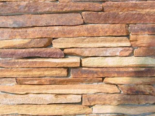 Горбушка златолит золотистый для облицовки купить в Кыштыме