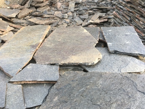 Серицит для облицовки цоколя, отмостки купить в Кыштыме